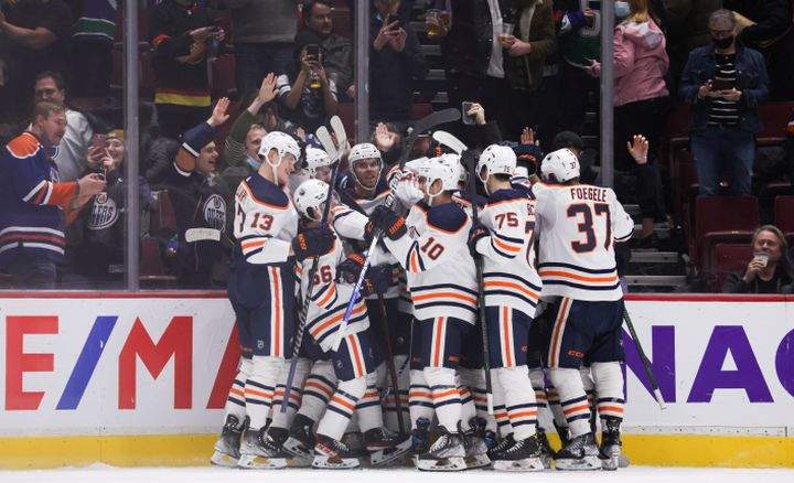 Oilers win