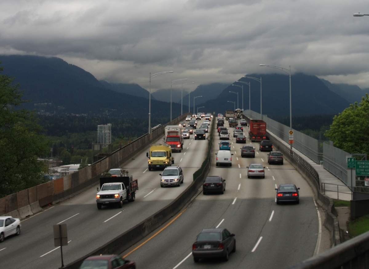 Traffic is seen on the Ironworkers Memorial Bridge on April 30, 2015.