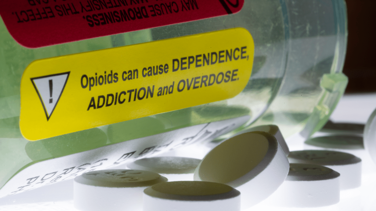 Opioid tablets