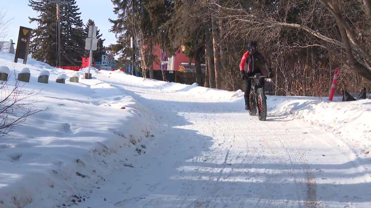 Cyclist Rod Boychuk in Edmonton's river valley on Thursday, February 3, 2022.