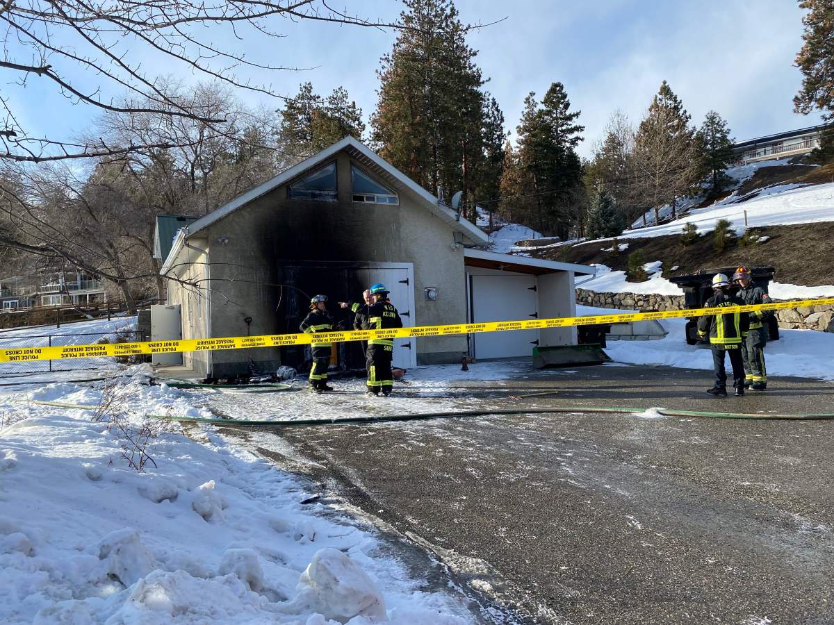West Kelowna garage fire