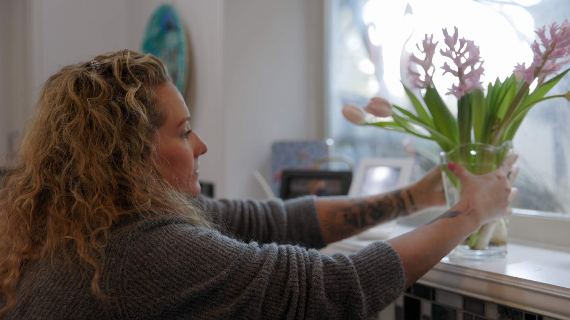 Heather MacDonald is in a committed living apart together relationship.