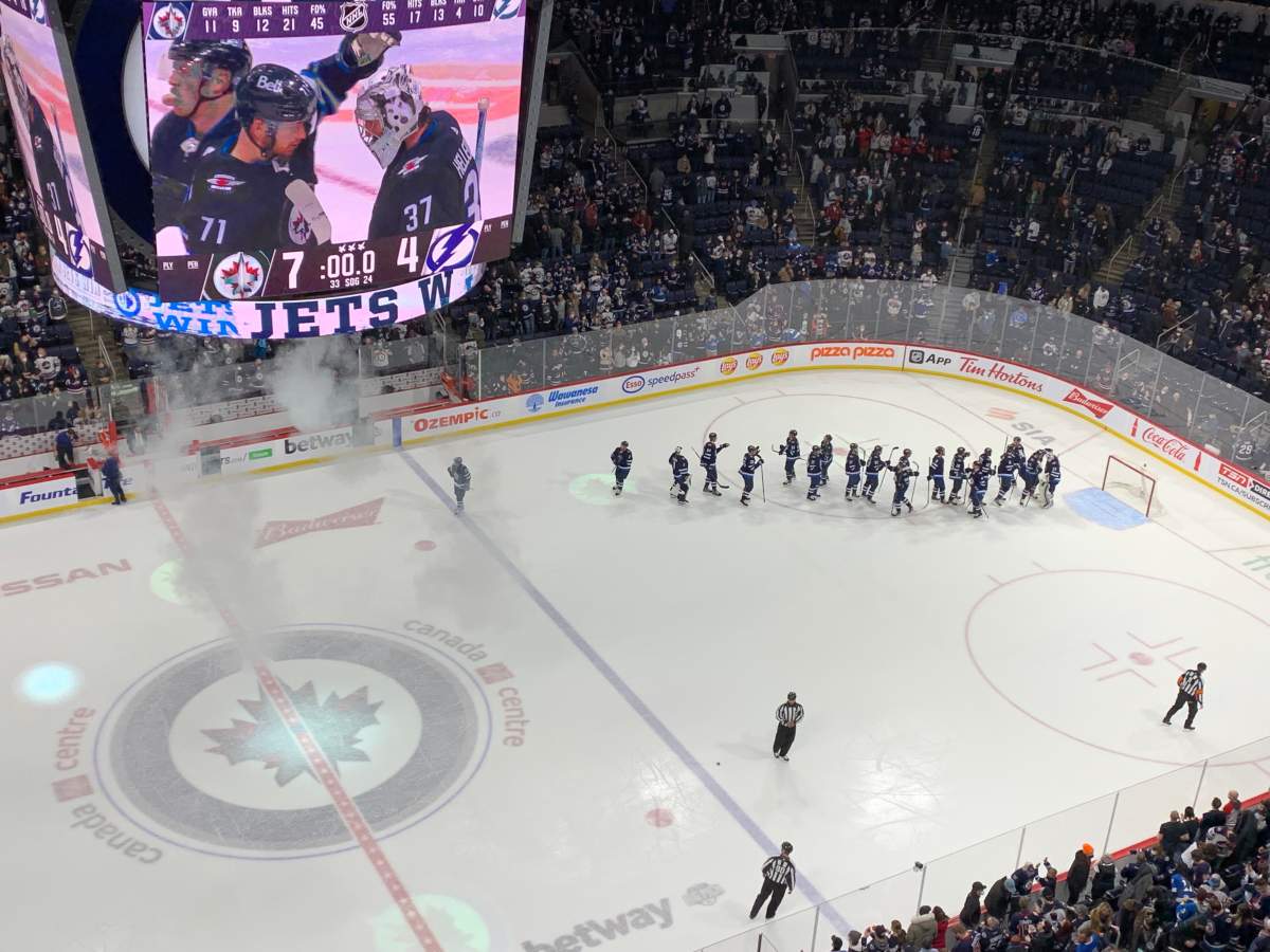 Only 10 per cent of people attending concerts and Jets, Moose and Sea Bears games at Winnipeg's downtown arena were using cash. The arena has switched to cashless transactions only.