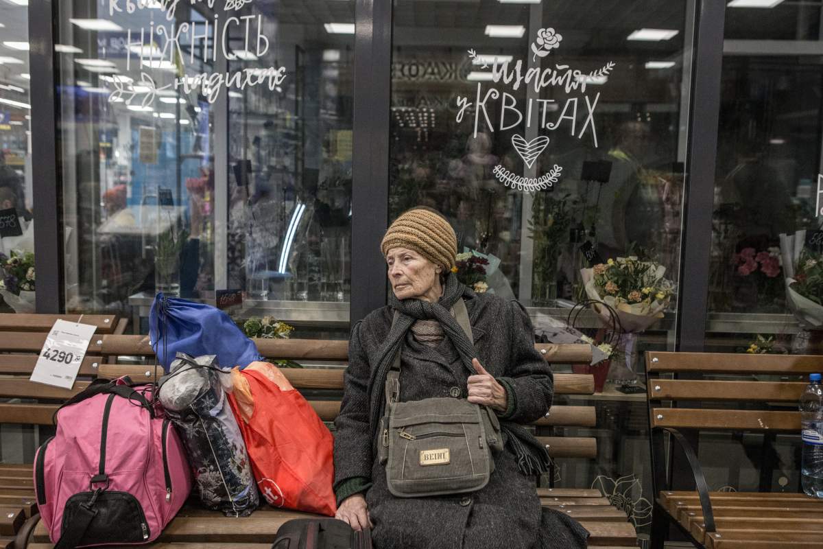 Russian attacks on Ukraine Mariupol