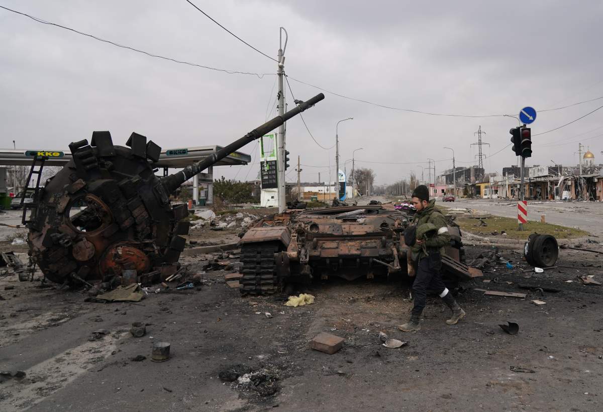 Evacuations from Mariupol continue