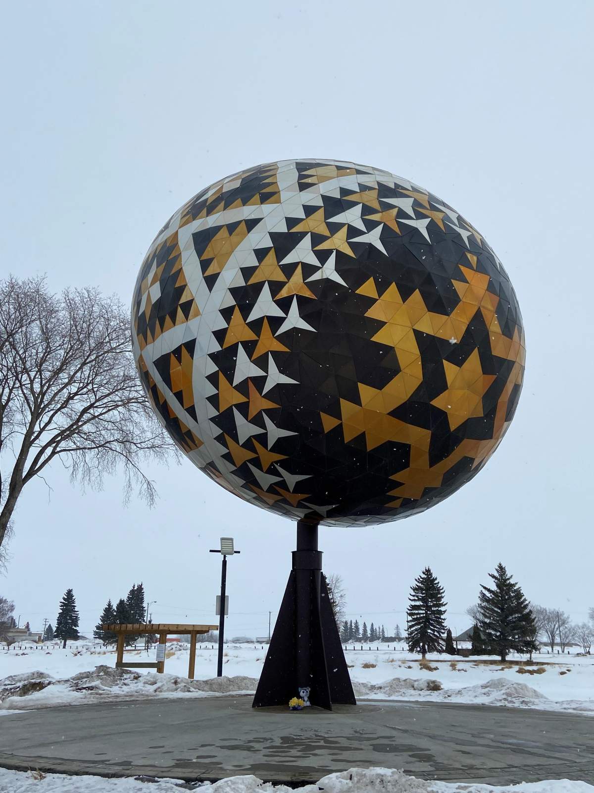 Vegreville egg/ pysanka
