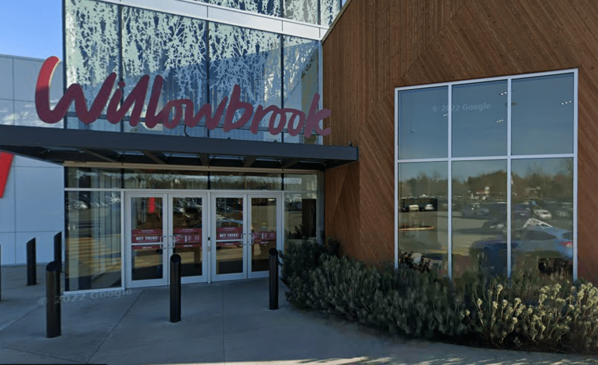 Willowbrook Shopping Centre.