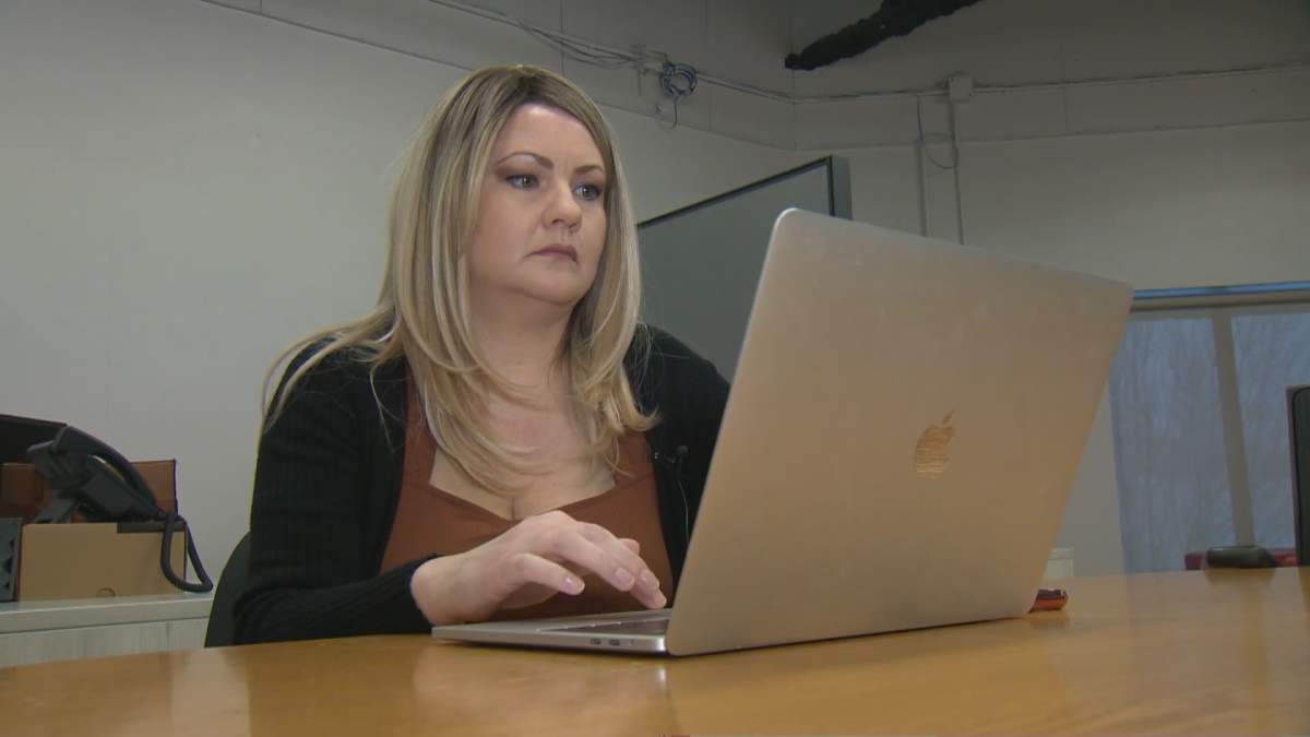 Calgary woman warns of ticket reseller sites following expensive concert tickets