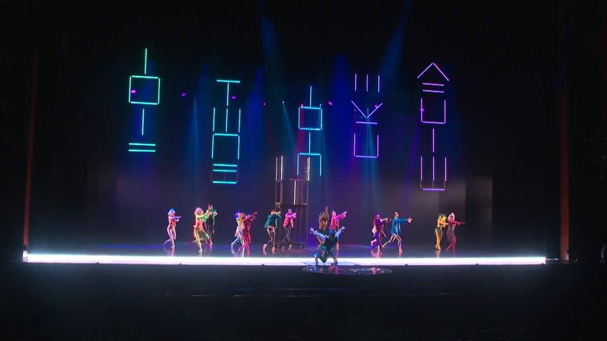 Alberta Ballet's 'PHI,' dedicated to the works of David Bowie, opens in Edmonton March 31, 2022.