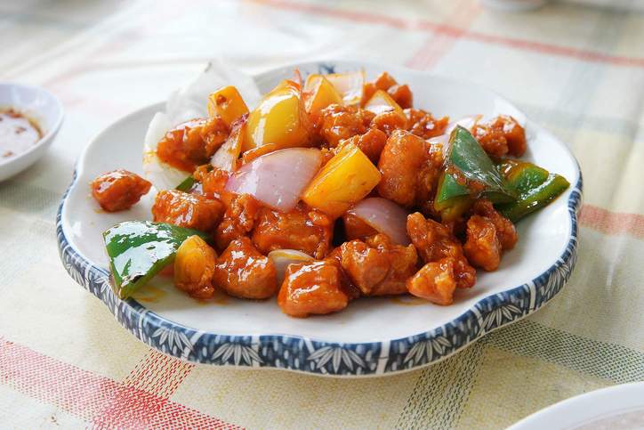 Sweet and sour pork is a classic Western Chinese dish that is a favourite among Chinese and non-Chinese Canadians alike. Proponents of Western Chinese food decry its labelling as "inauthentic" and think it should be considered a separate cuisine.