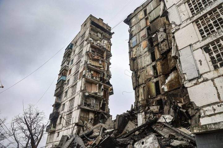 Mariupol Ukraine Russia destruction April 13