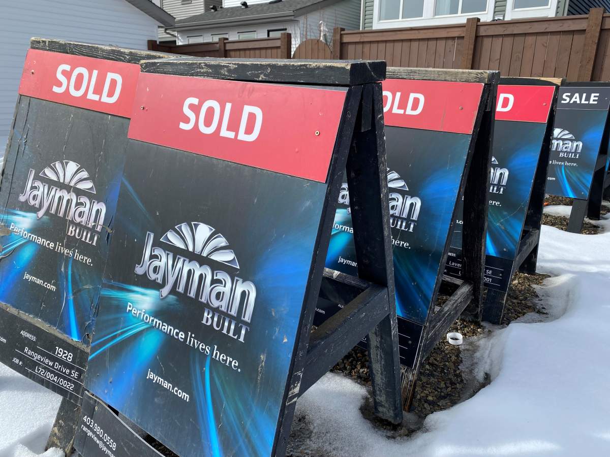 Calgary homebuilders struggle to keep up with demand