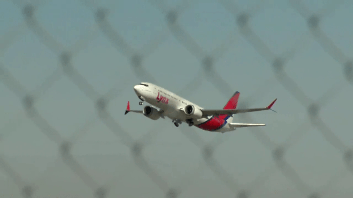 Lynx Air made its inaugural flight Thursday, April 7, 2022 out of Calgary destined for Vancouver.