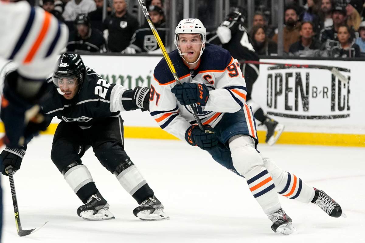 Oilers win game 6 in L.A.