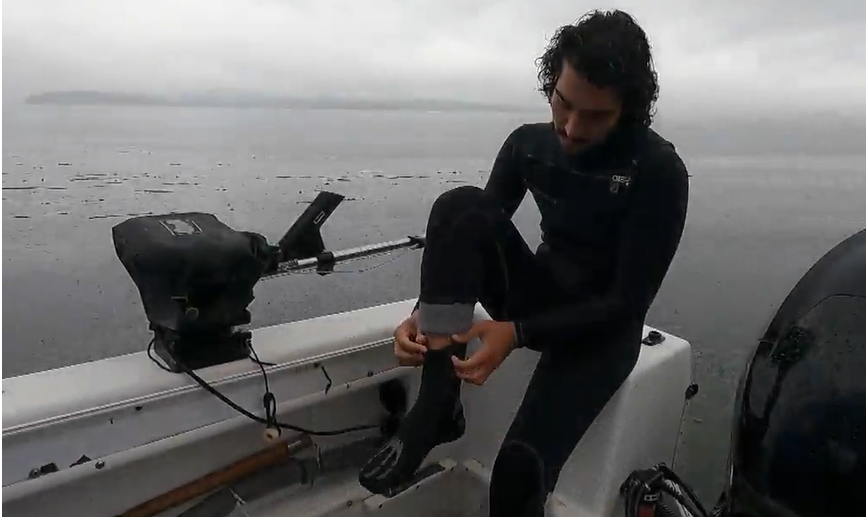 Lucas Gentina loves to swim and he loves to work with seniors. And the Vancouver Island man has found a way to combine both. 