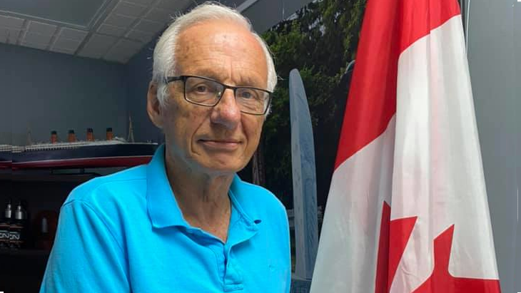 ormer Hamilton mayor Bob Bratina is seeking a return to the city's top political job.