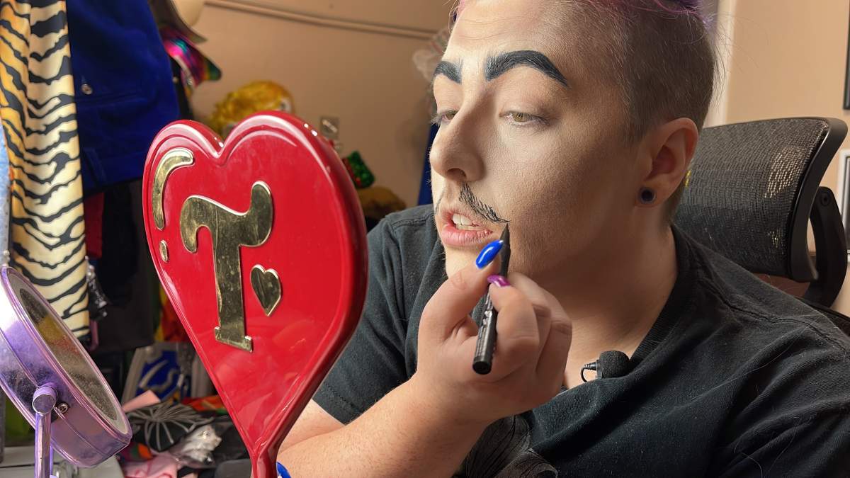 From foundation to facial hair, it takes Saunders about 90 minutes to transform into Toodeep.