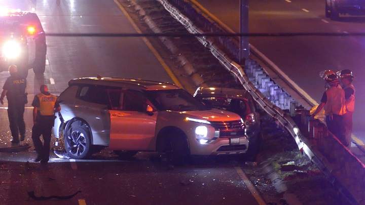QEW reopens at Cawthra after fatal crash kills 2 and injures 2 others - image