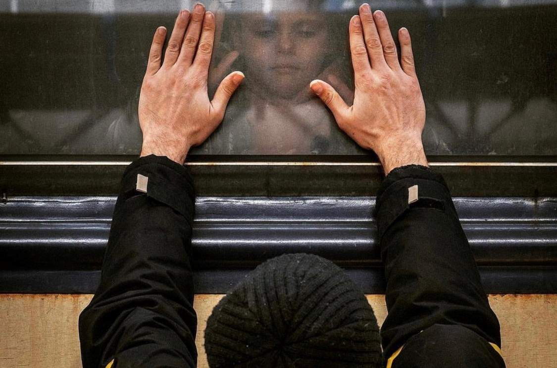 Ukraine’s Zelenskky posts Father’s Day message, underlines importance of family amid war - image