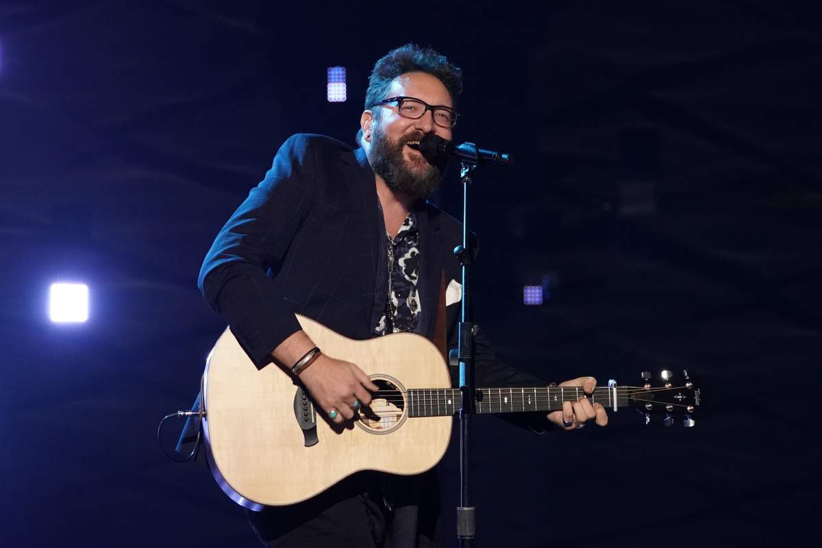 Nolan Neal performing on America's Got Talent "Live Show 3" Episode 1515