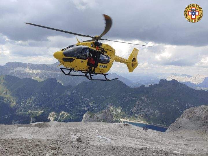 Italy glacier avalanche