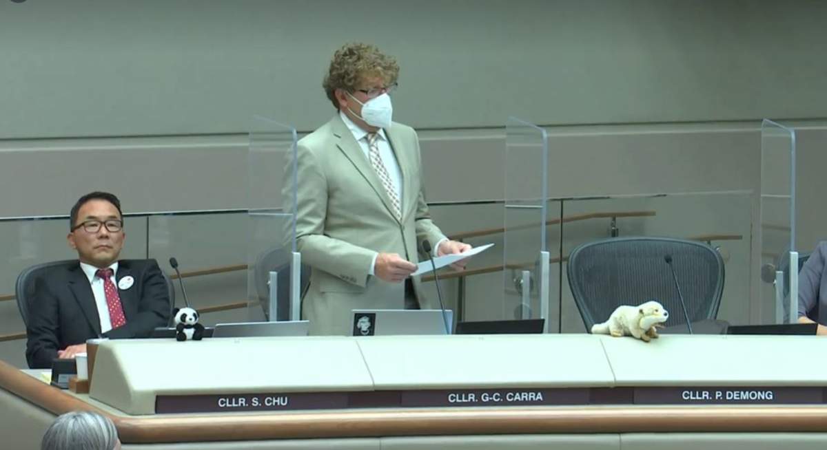 Ward 9 Coun. Gian-Carlo Carra issued two apologies to Calgarians and council after he was found to have violated the council code of conduct by the city's integrity commissioner. 