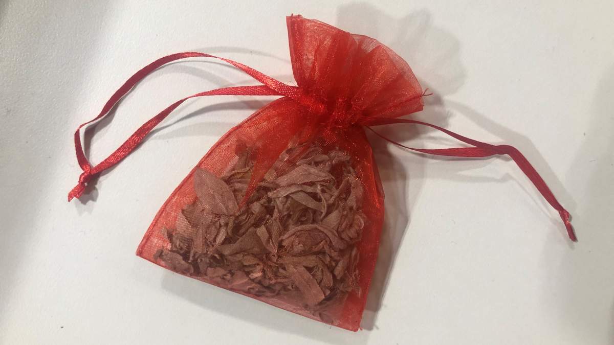 Small bags of sage, picked by local children, were handed out to guests upon arrival.