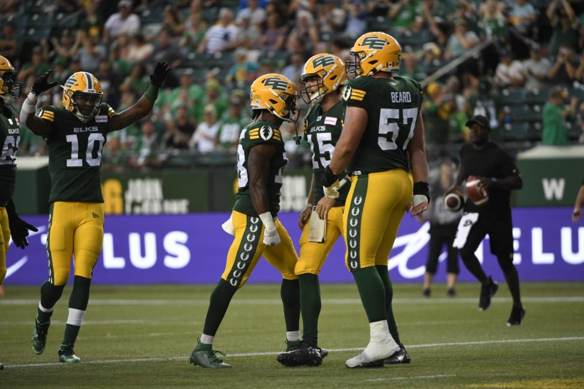 David Beard celebrates with teammates