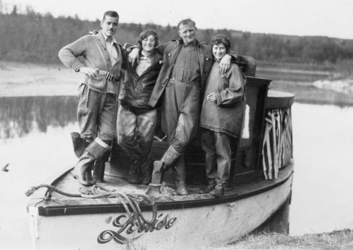 Walter and Gladys Hill (left) pictured with Sgt. McDonald and Vi May (right).