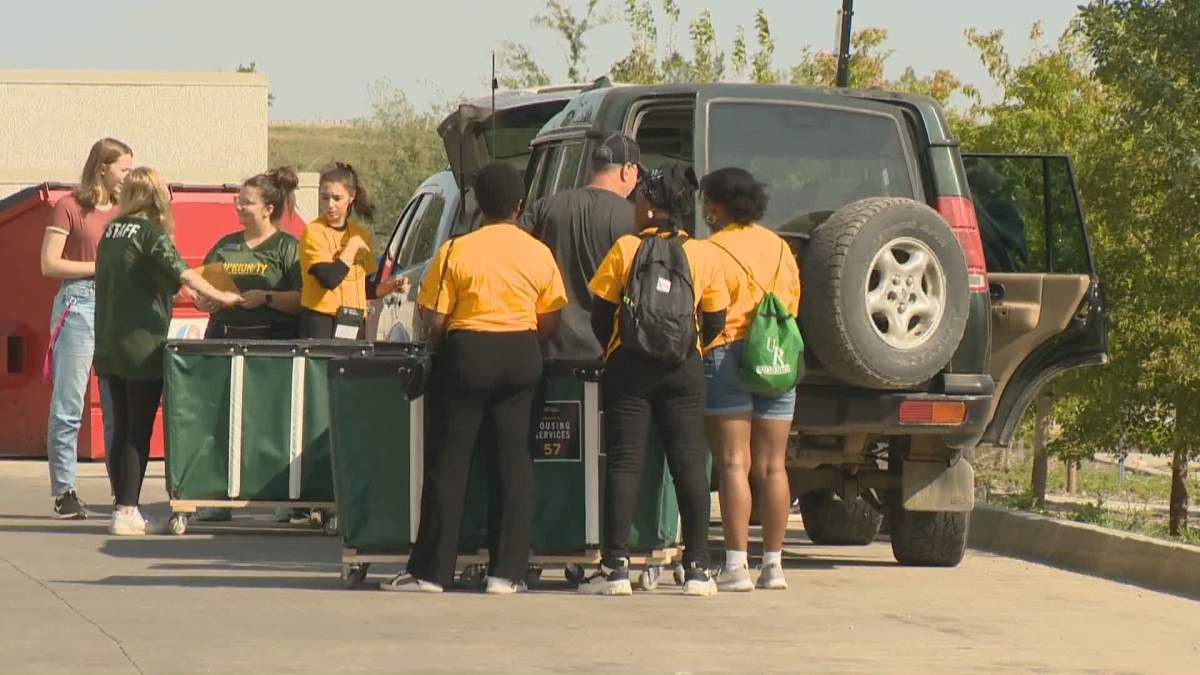 New University of Regina students move into dorms on Friday, Aug. 26, 2022.