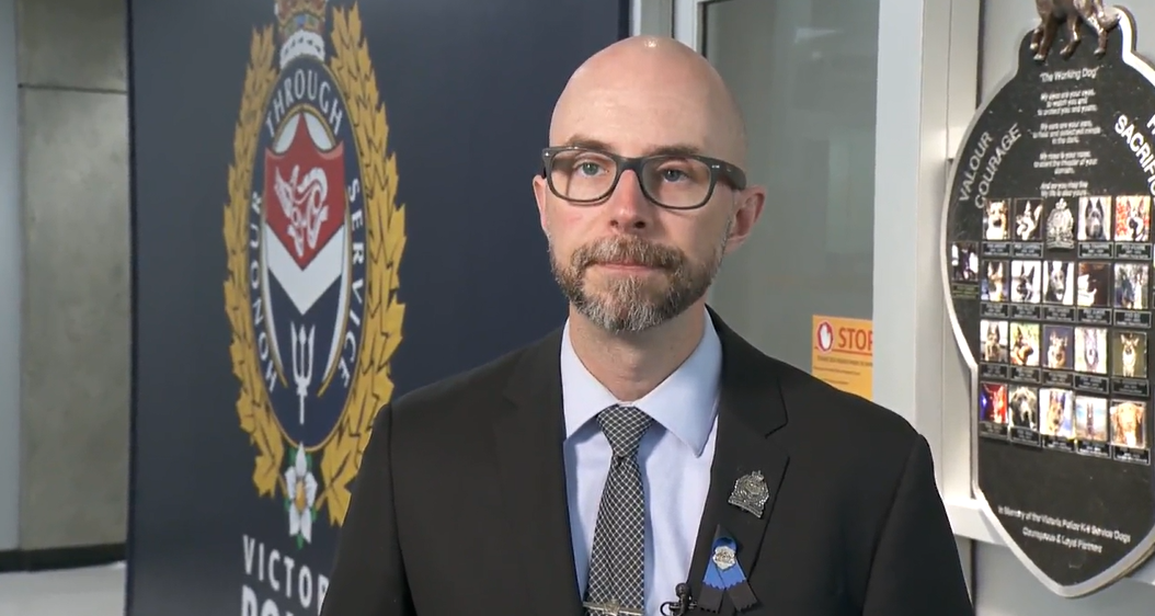 Victoria police spokesperson Bowen Osoko speaks with Global News on Fri. Sept. 16, 2022.