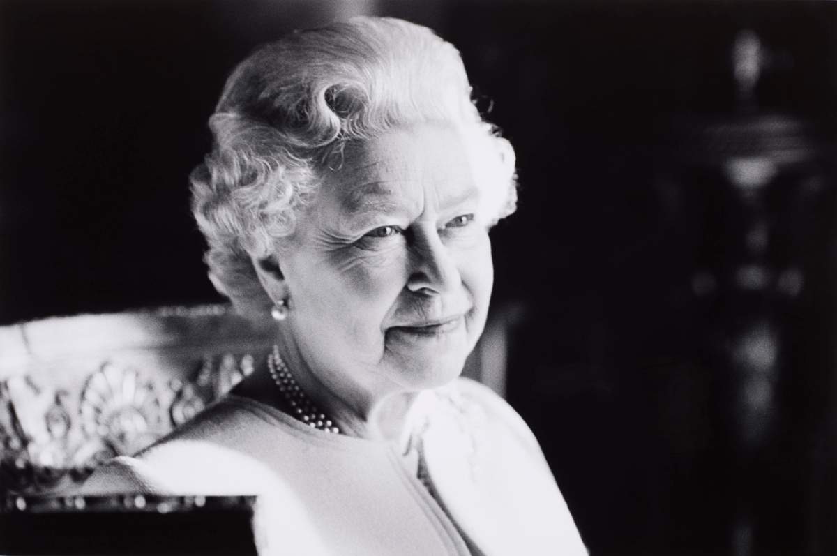 Portrait of Queen Elizabeth taken by Jane Bown in February 2006. This photo was used to announce the queen's death on Sept. 8, 2022.