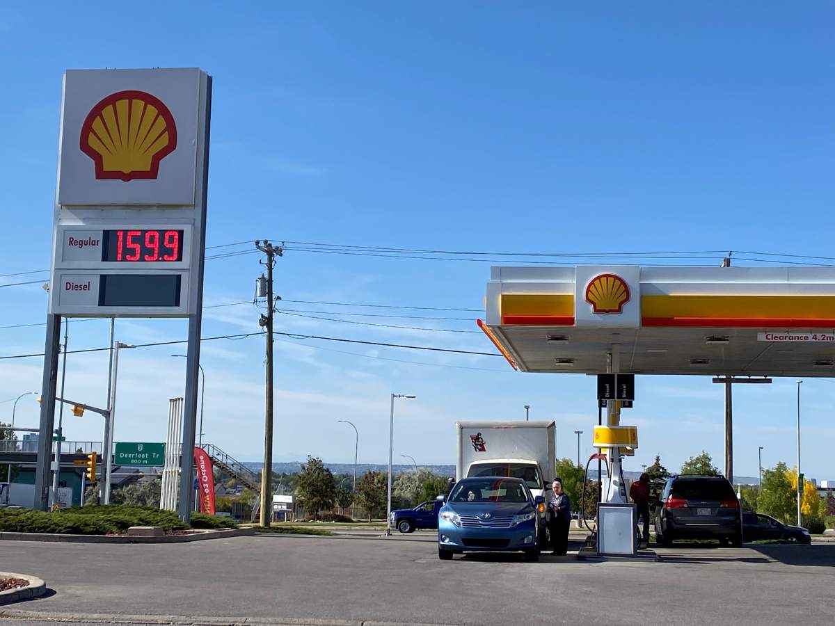 Rising and fluctuating fuel prices anger Alberta drivers
