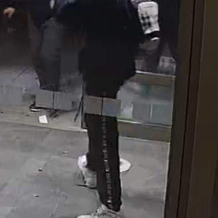On Oct. 12, 2022, the Edmonton Police Service released additional photos of vehicles of interest as well as of the suspects in a stabbing in downtown Edmonton that occurred on Sunday, Oct. 2.