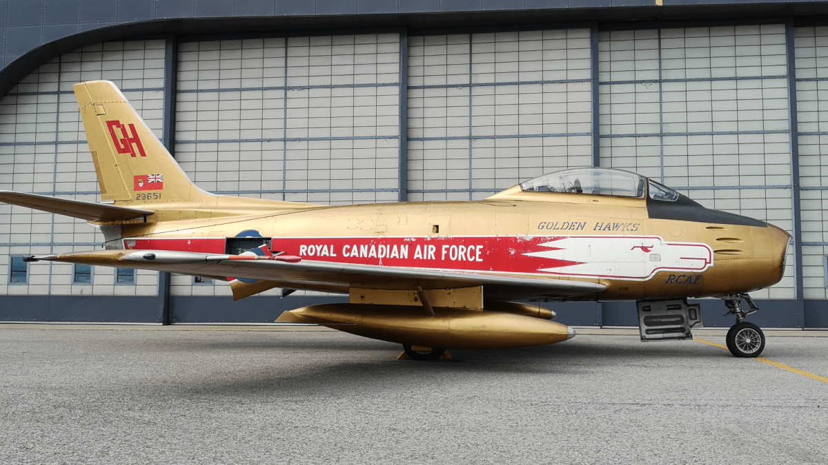 A photo of an American F-86 Sabre, sometimes called the Sabrejet, is a transonic jet fighter best known as the United States’ first swept-wing fighter that could counter the swept-wing Soviet MiG-15 in high-speed dogfights.