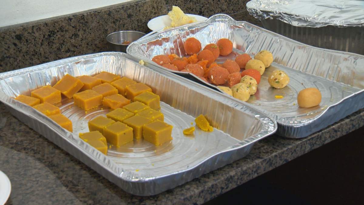 Diwali celebrated across Saskatchewan with message of light over darkness - image