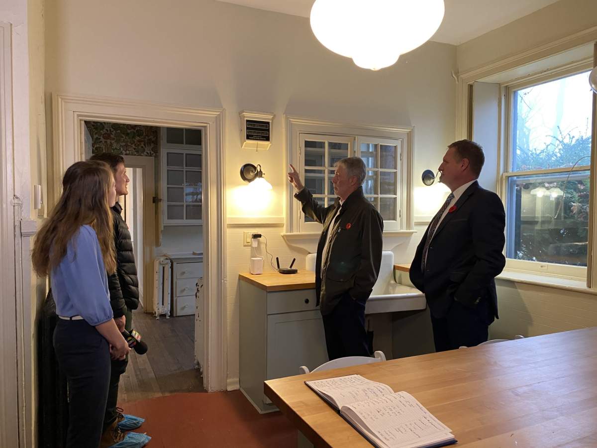 Outgoing mayor Fred Eisenberger gets a tour of Chedoke Estate from members of the Cardus team.
