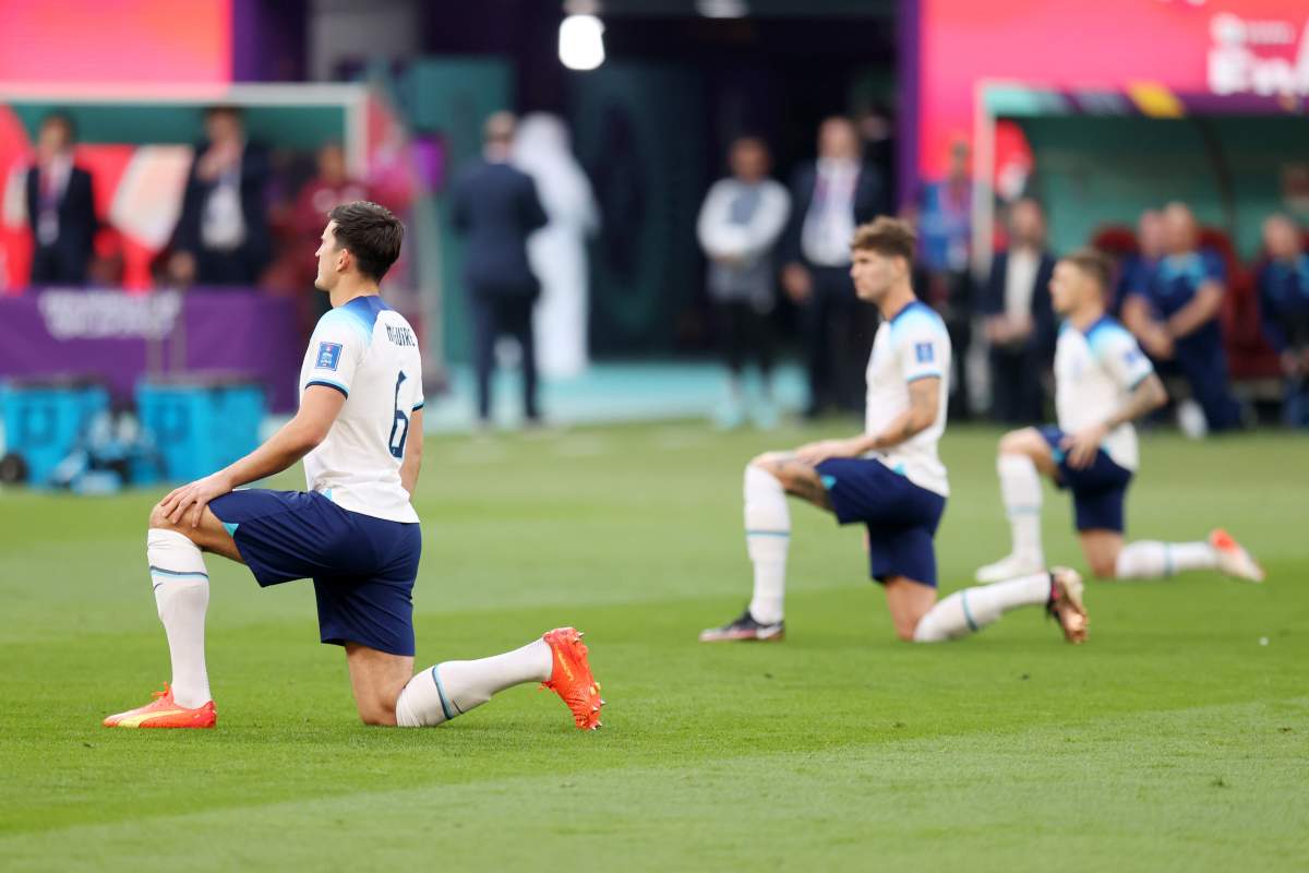 England Knee World Cup