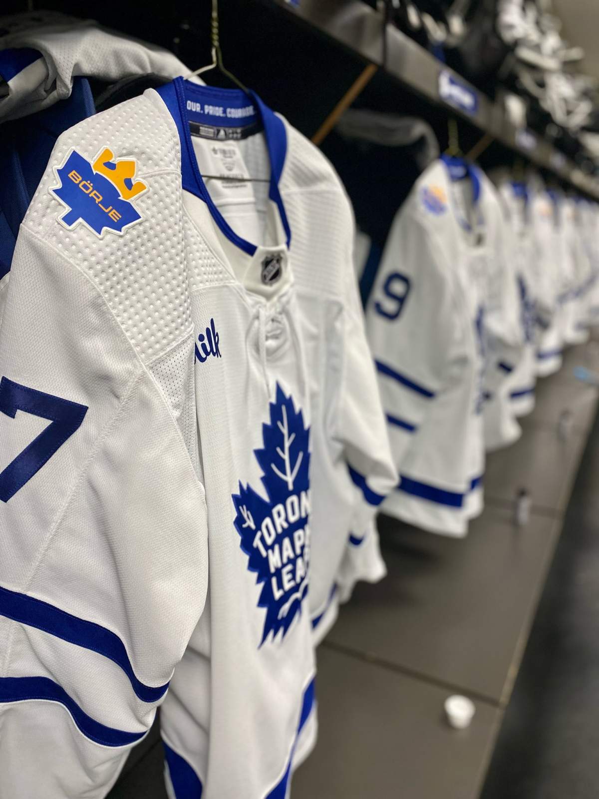 The Toronto Maple Leafs honoured late Börje Salming with a special patch on the teams jerseys.