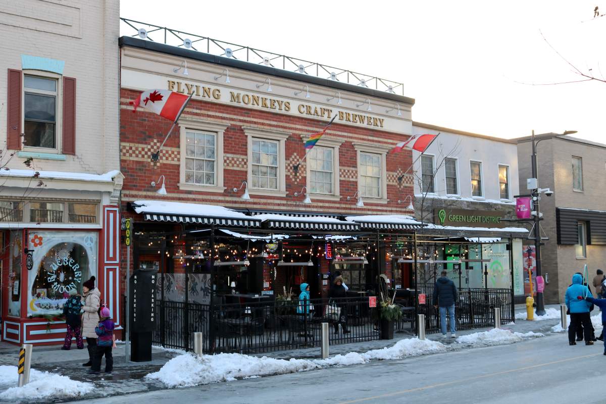 Downtown Barrie, Ont., on Nov., 19, 2022.