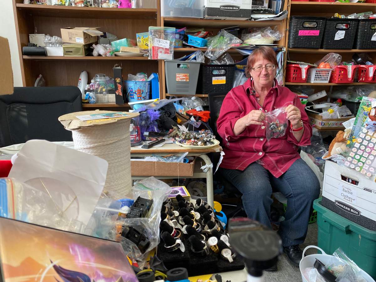 High inflation is impacting the holiday season in the city and one woman is striving to make gifts more affordable for Winnipeggers.