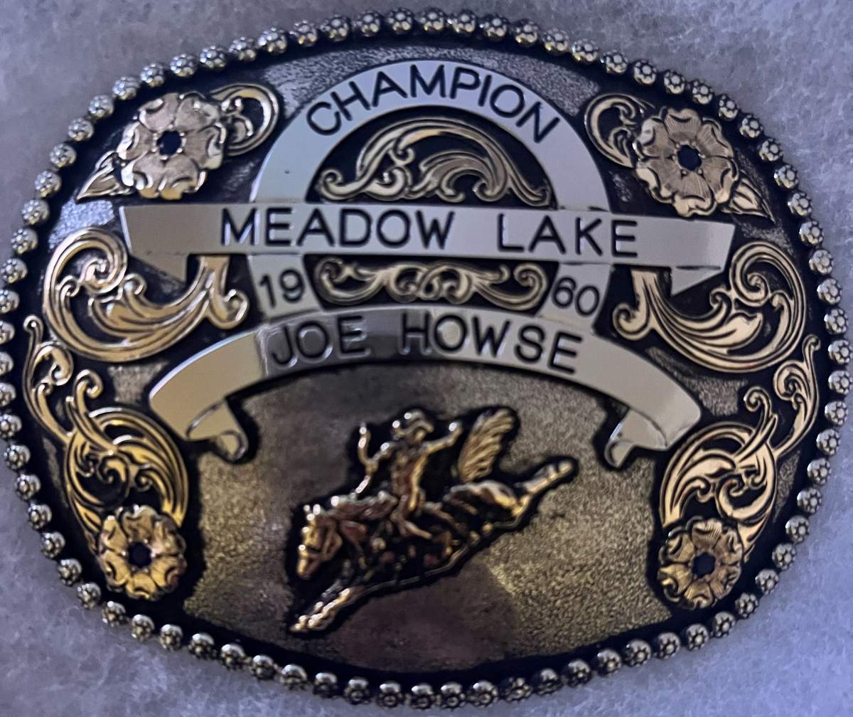 Image of stolen rodeo buckle.