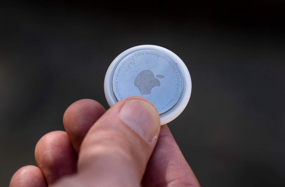 An Apple airtag.