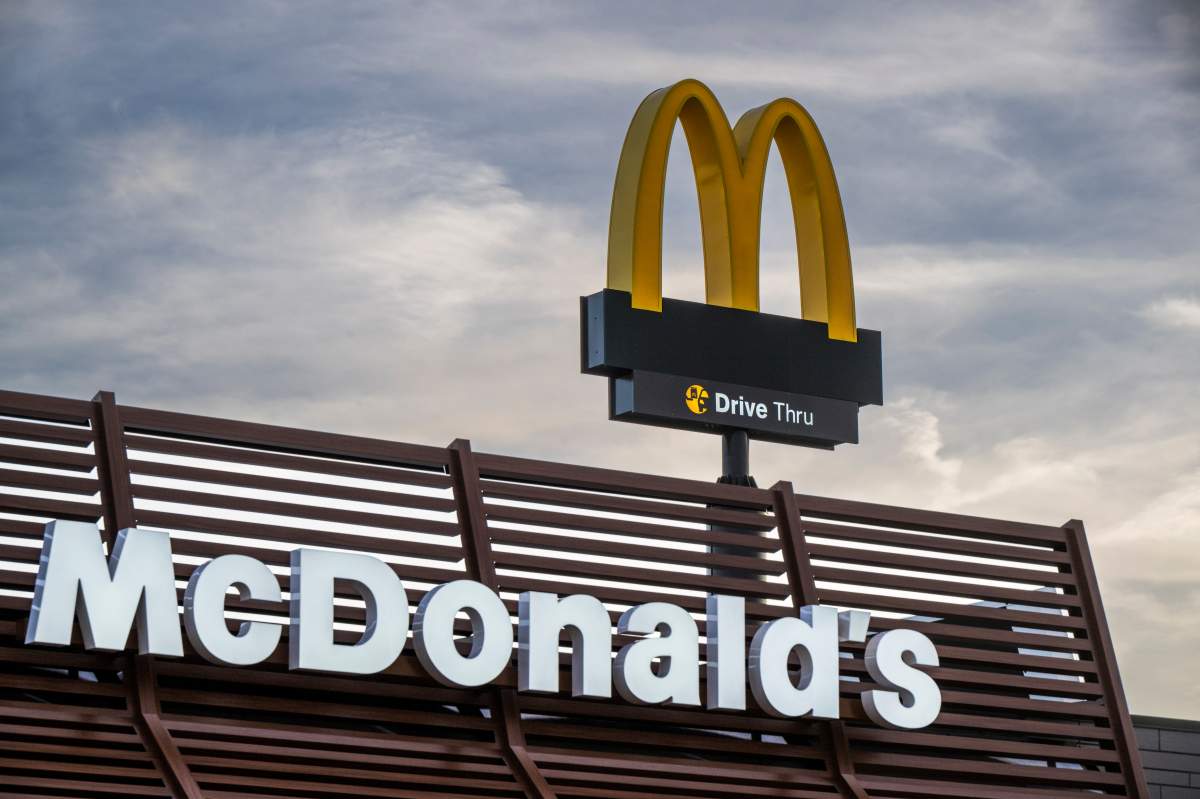 McDonald's sign.
