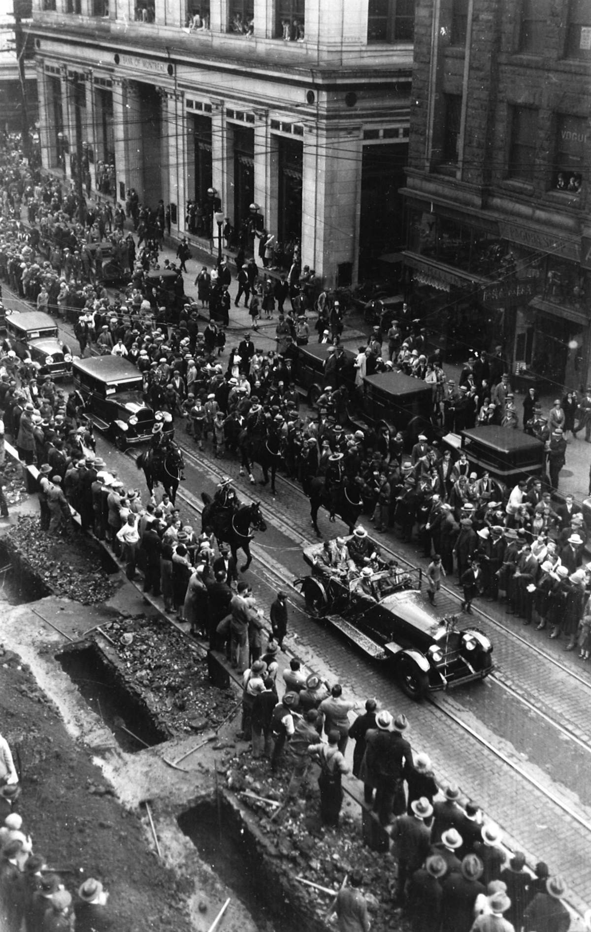 The parade for Percy Williams in 1928 was the largest Vancouver had ever seen.