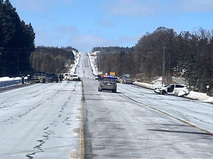 5 people taken to hospital after serious multi-vehicle crash in Caledon - image