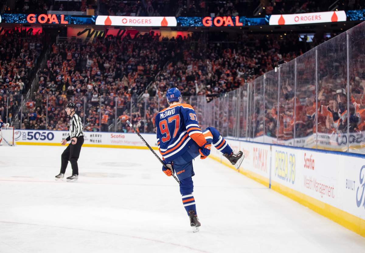 McDavid scores his 50th