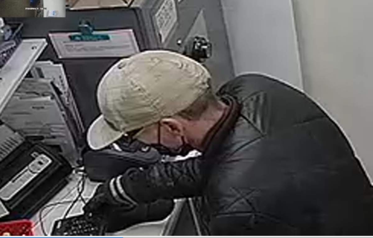 Peterborough area man arrested in connection to Port Hope drugstore theft - image