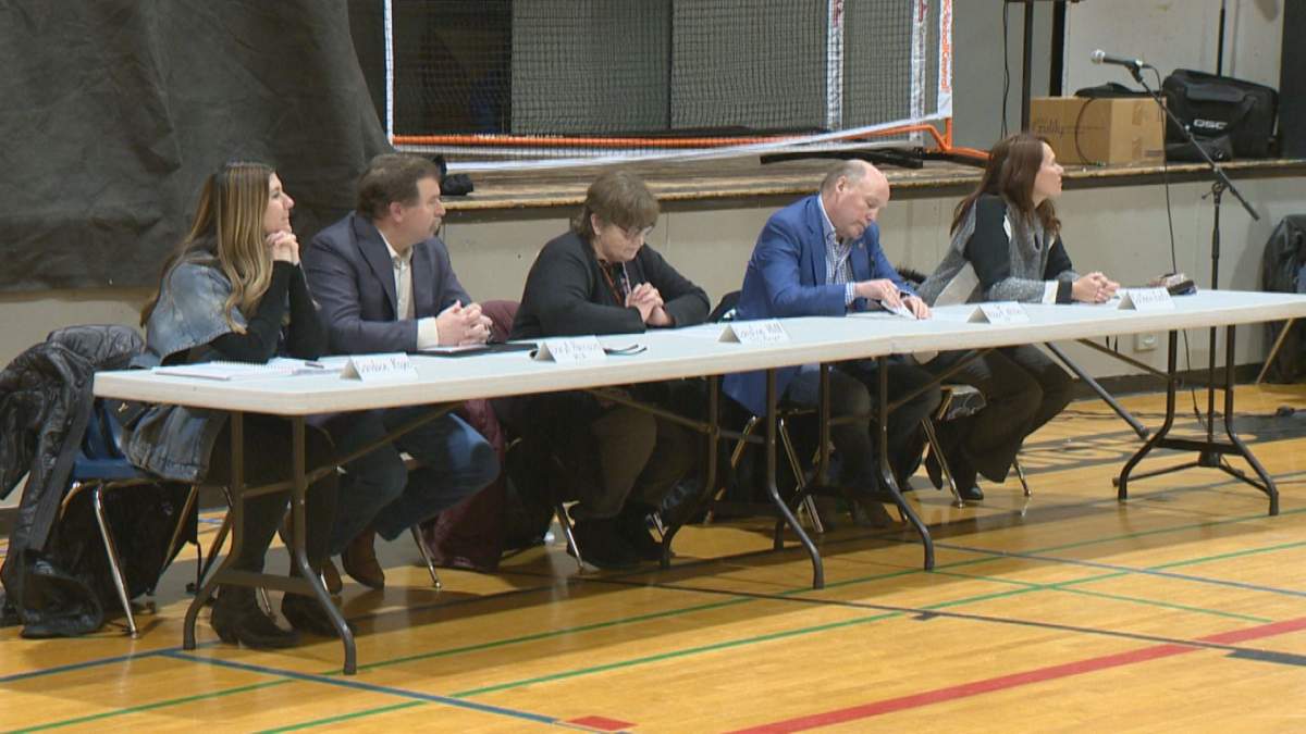 Guest speakers at the town hall included (from left to right) SHA Primary Care Interim Director Candace Kopec, Cannington MLA Daryl Harrison, Community Health Services Manager Caroline Hill, Souris-Moose Mountain MP Robert Kitchen, and SHA Southeast Acute Care Director Colleen Easton.