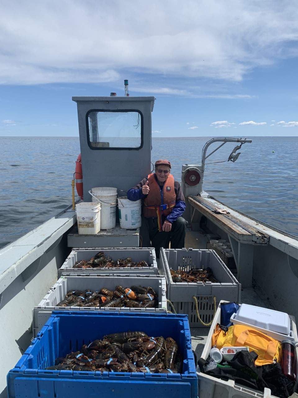 Michel Arseneau, an 86-year-old lobster fisherman, wants to government to change the rules on Class B licences before he dies and it expires.